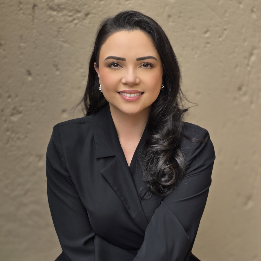 about-rachelle-image